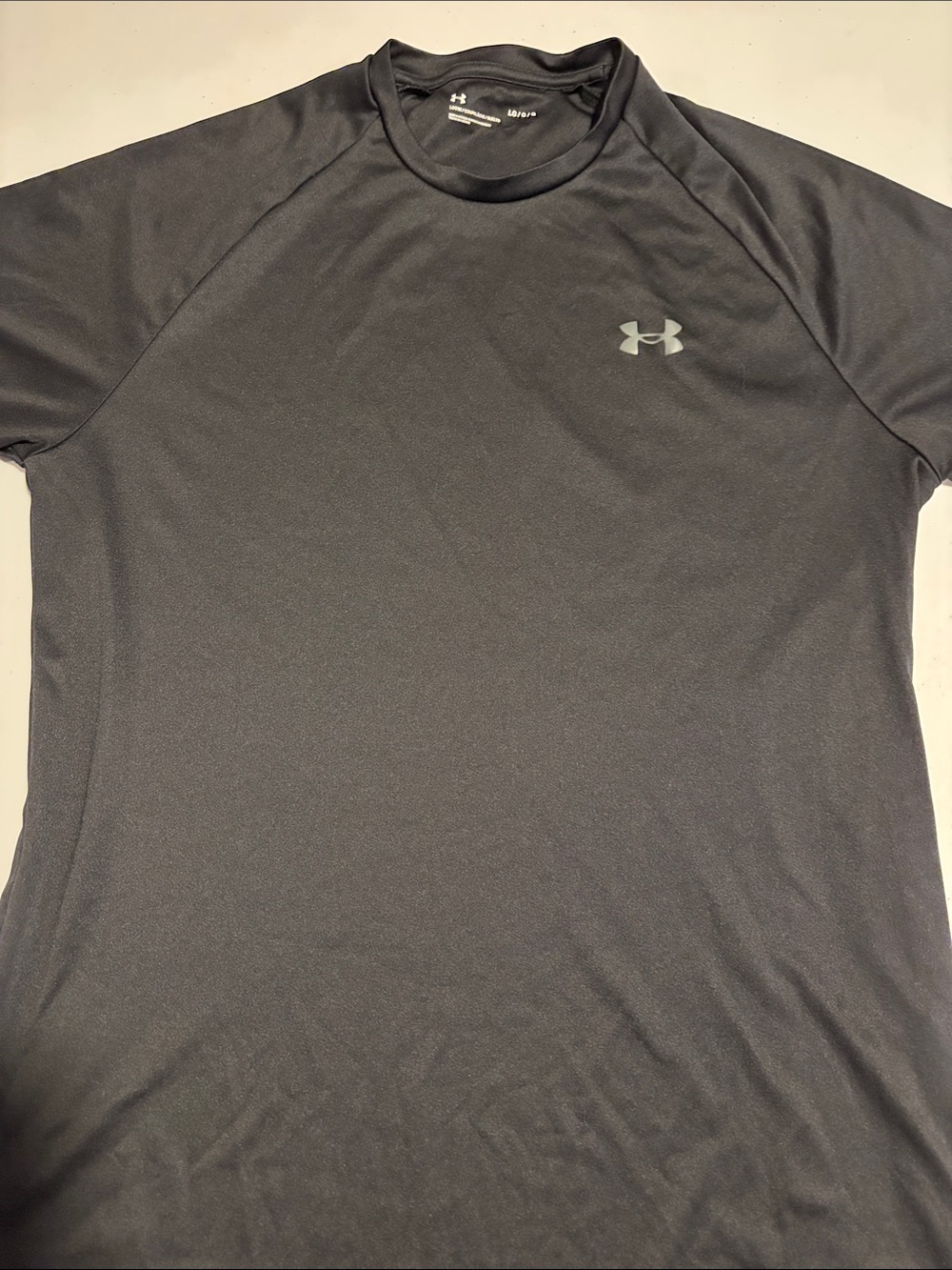 NWOT Under Armour Men’s Large Short Sleeve Performance Tee in Black